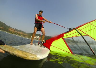 Lekce windsurfingu v Kaohsiungu